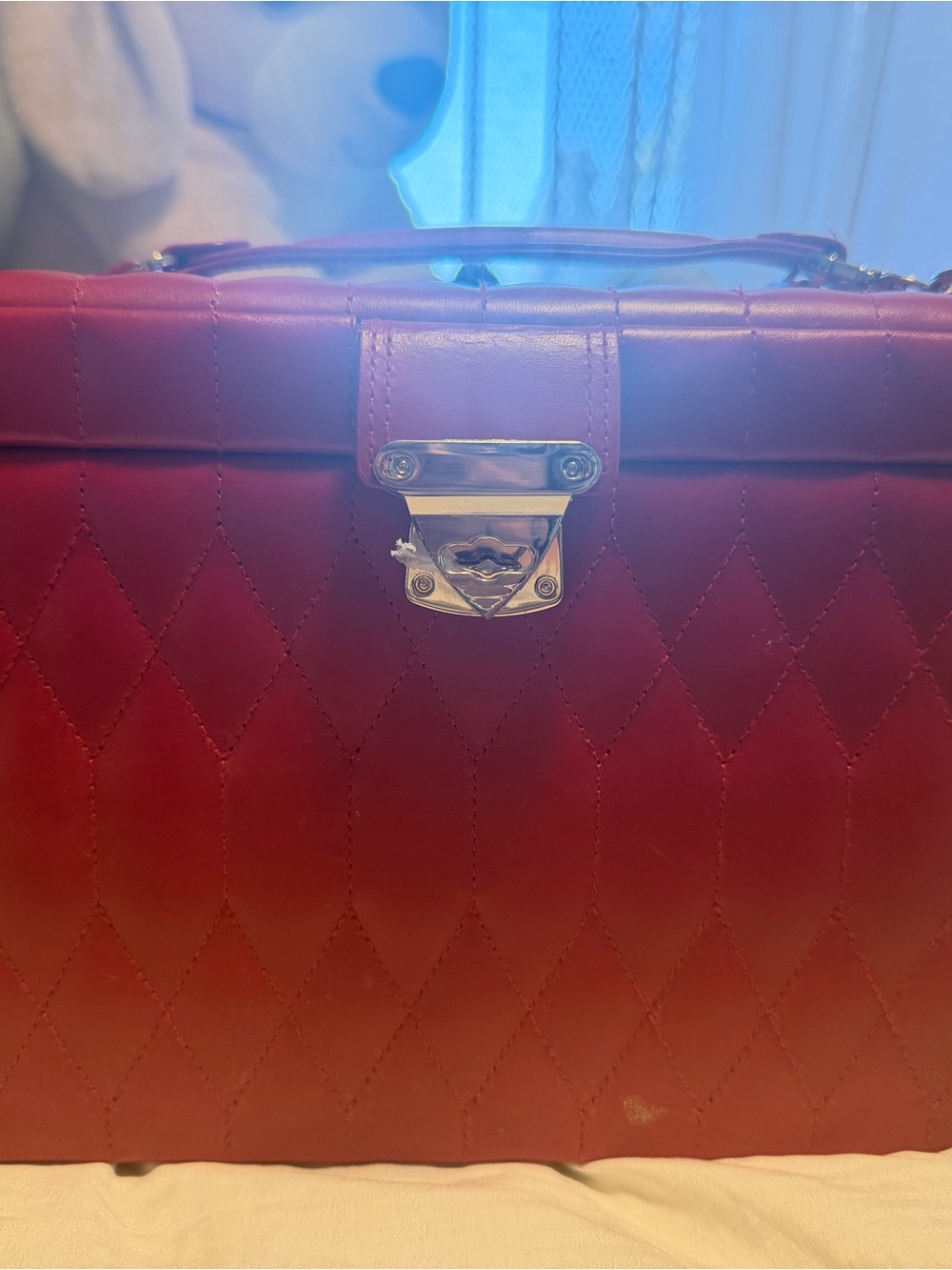 WOLF Cream Travel Jewelry Case with Pink Trim